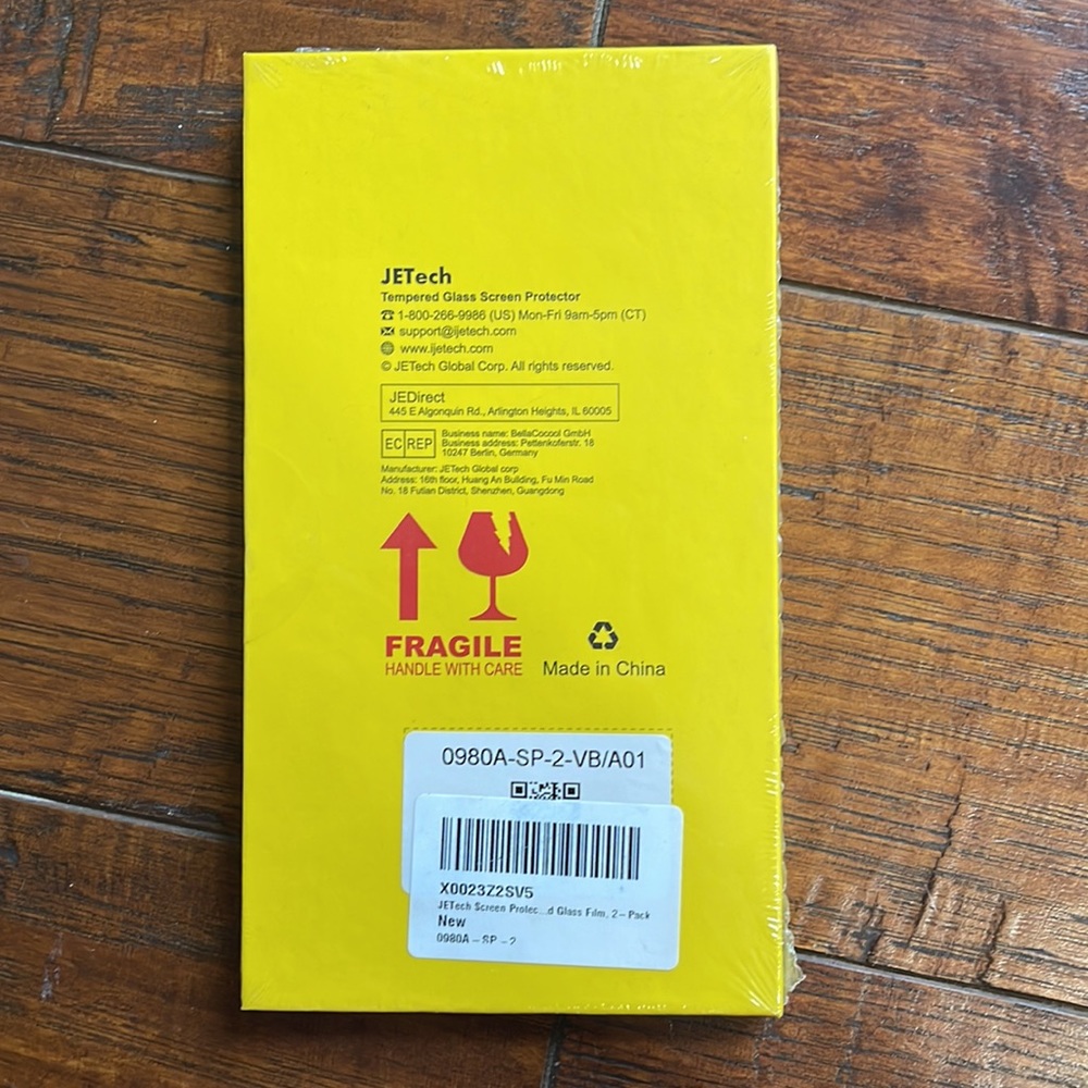 4.7-Inch Screen Protector - Picture 2 of 2